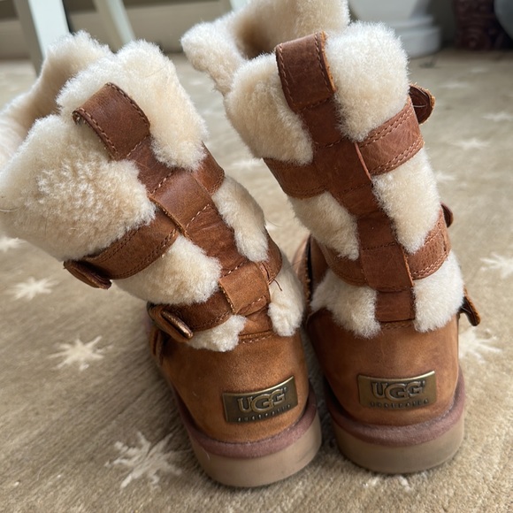 Uggs! - Picture 3 of 6